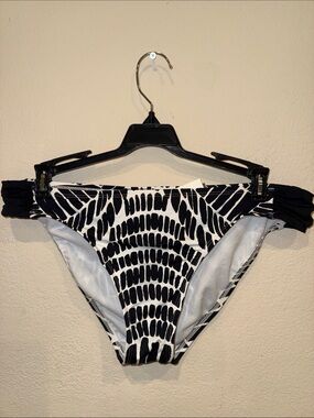 NWT Bar III bikini bottom size XL Kaleidoscope